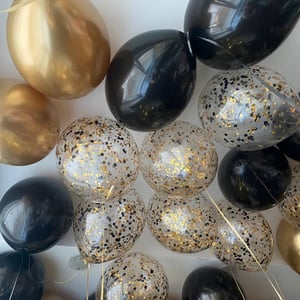 Набор из 22 шаров черные и золотые