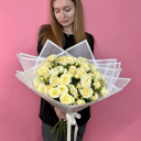 15 кремовых роз в букете