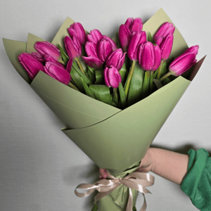 Букет из 27 розовых тюльпанов
