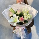 Букет «Ангельский Взгляд» из роз и лилий