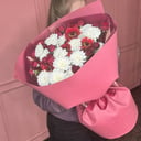 Сборный изысканный букет из роз и гербер