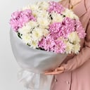 Букет белых и розовых хризантем, 11 шт