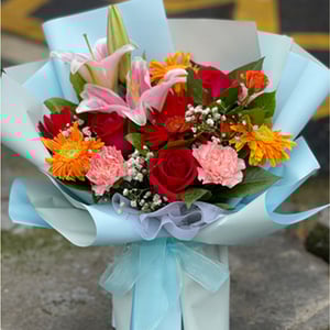 Смешанный букет из гербер и гвоздик