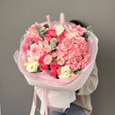 Авторский букет с охарой из роз и эустом