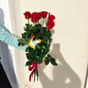 Букет из 7 красных роз 60 см