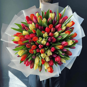 Букет из льпанов микс 101 шт из тюльпанов