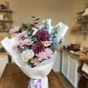 Букет «Пурпл» из хризантем и роз