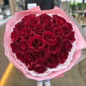 Букет сердце из роз