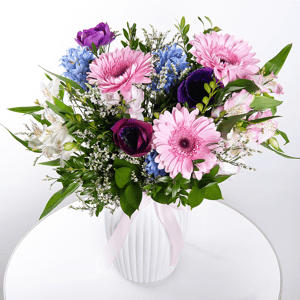 Букет «Сон о любви» из экзотических цветов и гербер