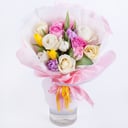 Букет «Нежная улыбка» из тюльпанов и роз