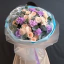 Авторский букет "Лазурный берег" из роз и гвоздик