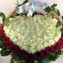 Коробка с цветами «Корзина с бантом в виде сердца»