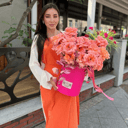 Шляпная коробка с цветами «Легенда надежды» из роз