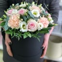 Коробка с цветами «Воспоминания» из роз и гвоздик