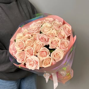 Букет из розовых роз 25 шт