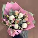 Сборный букет "Династия" из тюльпанов и хризантем