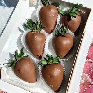 Набор клубники в шоколаде «Комплимент» мини