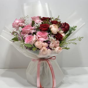 Букет «Румянец Романтики» из роз