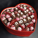 Клубника в шоколаде «Люблю»