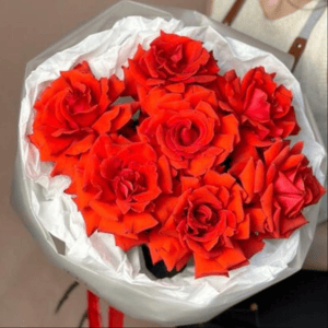 Букет «Букт из алых французских роз»