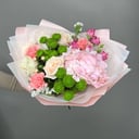 Букет «Осенняя пора с гортензией и розами»