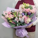 Букет «Новогодняя ночь» из роз и эустом