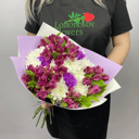 Букет из альстромерий и хризантем