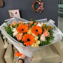 Букет «Теплые чувства» из роз и гвоздик