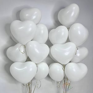 Два фонтана по 9 шаров из белых латексны