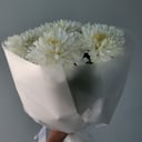 Букет белых хризантем