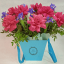 Коробка с цветами «Композиция Кантата» из роз и ирисов