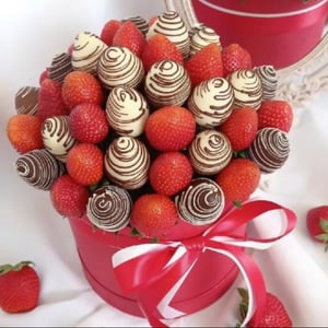 Букет из клубники в шоколаде