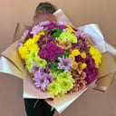 Огромный букет из хризантем