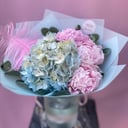 Букет «Гортензия с пионами»