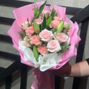 Букет «Мия» из роз и эустом