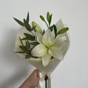 Букет комплимент из лилий