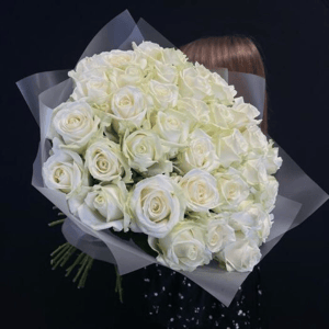 Букет «Роза белая "Аваланш" 31 шт»