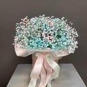 Шляпная коробка с цветами «Радужный сюрприз» из гипсофил