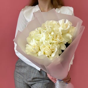 Букет «7 французских роз в упаковке»