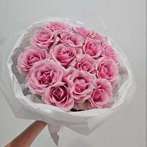 Букет розовых роз