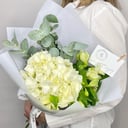 Букет White с белоснежной гортензией