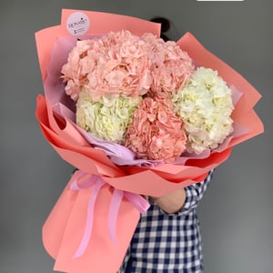 Букет Прелесть из гортензий