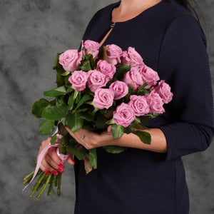 Букет из 15 розовых роз