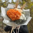 Стильный осенний букет Гармония из гипсофил и роз