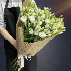 Букет из 9 белых Эустом