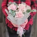 Букет «Французские розы с эвкалиптом»