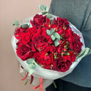 Винный стильный букет с розами