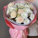 Букет "Стиль" из гвоздик и хризантем