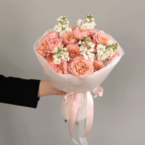 Пионовидная роза букет Розовый рассвет