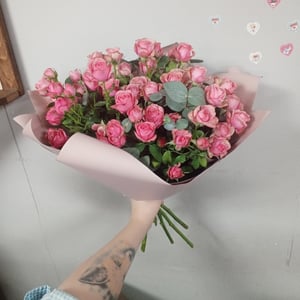 Монобукет кустовых пионовидных роз